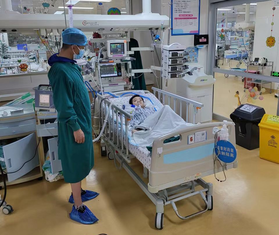 衢州跨省救护车出租公司